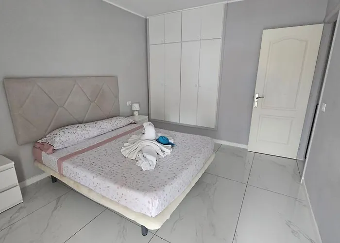 Paraiso Altemar, Duplex Americas Lägenhet